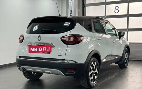Renault Kaptur I рестайлинг, 2018 год, 1 600 000 рублей, 4 фотография