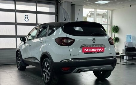 Renault Kaptur I рестайлинг, 2018 год, 1 600 000 рублей, 6 фотография