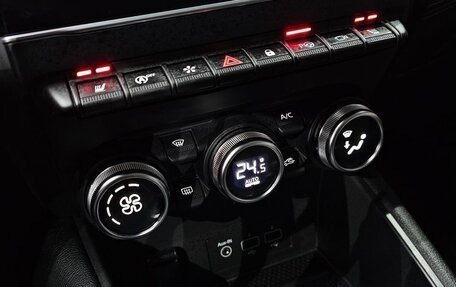 Renault Captur II, 2020 год, 1 370 000 рублей, 15 фотография