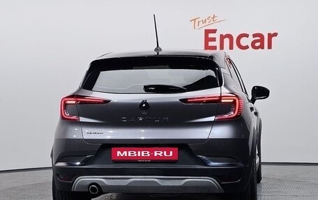 Renault Captur II, 2020 год, 1 290 000 рублей, 4 фотография