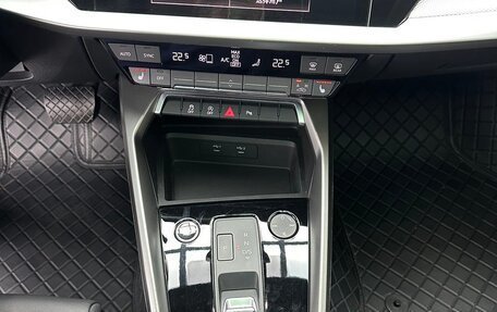 Audi A3, 2022 год, 2 180 000 рублей, 9 фотография