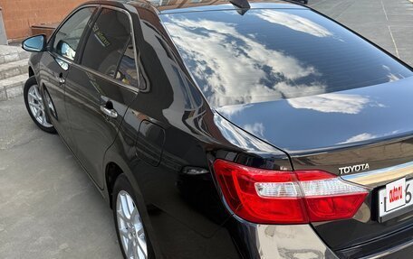Toyota Camry, 2012 год, 1 950 000 рублей, 6 фотография