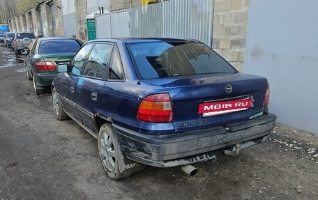 Opel Astra F, 1993 год, 50 000 рублей, 2 фотография