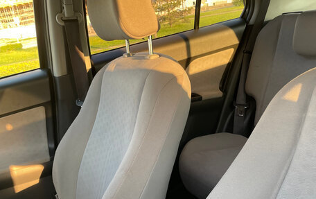 Toyota Ist II, 2008 год, 810 000 рублей, 12 фотография