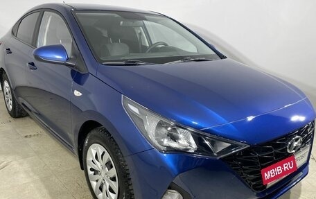 Hyundai Solaris II рестайлинг, 2021 год, 1 300 000 рублей, 15 фотография