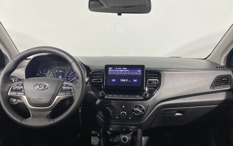 Hyundai Solaris II рестайлинг, 2021 год, 1 300 000 рублей, 18 фотография