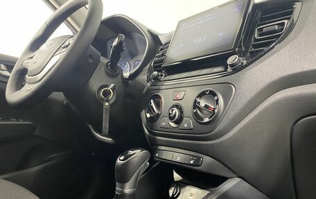 Hyundai Solaris II рестайлинг, 2021 год, 1 300 000 рублей, 24 фотография