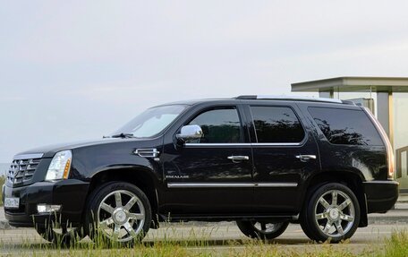 Cadillac Escalade III, 2011 год, 1 600 000 рублей, 7 фотография