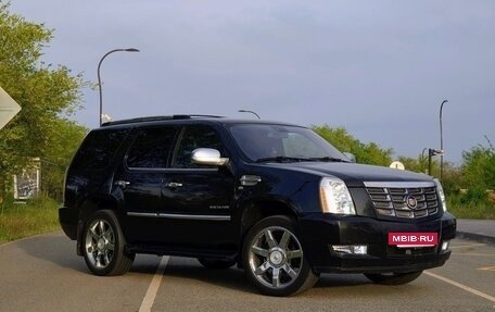 Cadillac Escalade III, 2011 год, 1 600 000 рублей, 3 фотография
