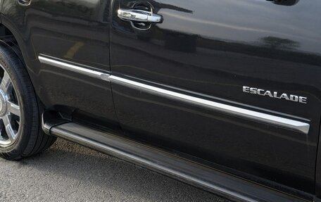Cadillac Escalade III, 2011 год, 1 600 000 рублей, 12 фотография