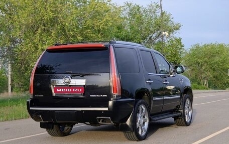 Cadillac Escalade III, 2011 год, 1 600 000 рублей, 10 фотография