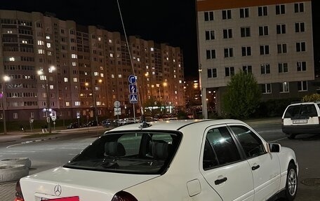 Mercedes-Benz C-Класс, 1995 год, 200 000 рублей, 4 фотография