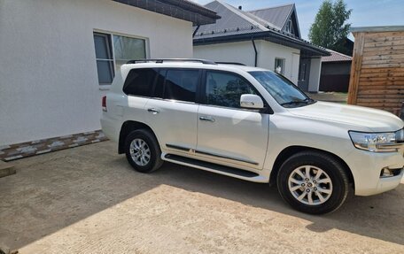 Toyota Land Cruiser 200, 2015 год, 6 950 000 рублей, 3 фотография