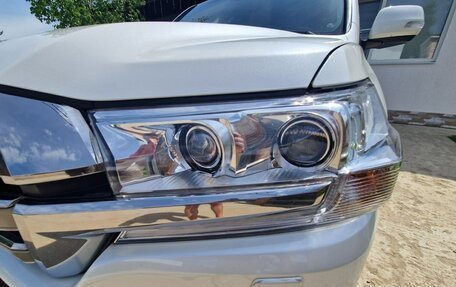 Toyota Land Cruiser 200, 2015 год, 6 950 000 рублей, 10 фотография
