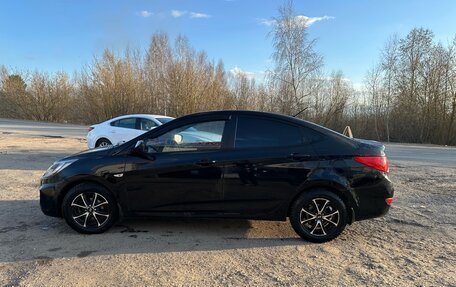 Hyundai Solaris II рестайлинг, 2013 год, 450 000 рублей, 2 фотография