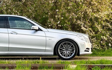 Mercedes-Benz E-Класс, 2011 год, 1 800 000 рублей, 7 фотография