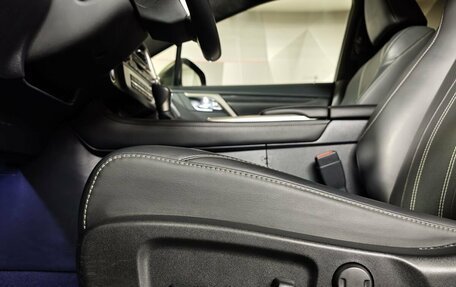 Lexus RX IV рестайлинг, 2019 год, 5 000 000 рублей, 21 фотография