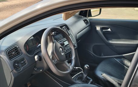 Volkswagen Polo VI (EU Market), 2018 год, 850 000 рублей, 4 фотография