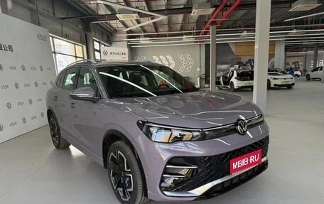 Volkswagen Tiguan, 2024 год, 3 910 000 рублей, 1 фотография