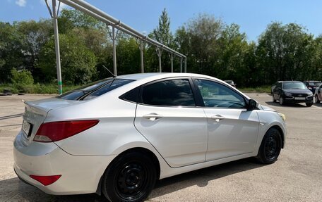 Hyundai Solaris II рестайлинг, 2015 год, 490 000 рублей, 10 фотография
