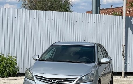Hyundai Solaris II рестайлинг, 2015 год, 490 000 рублей, 7 фотография