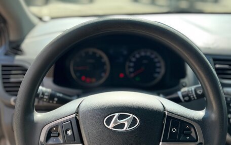 Hyundai Solaris II рестайлинг, 2015 год, 490 000 рублей, 18 фотография