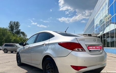 Hyundai Solaris II рестайлинг, 2015 год, 490 000 рублей, 15 фотография