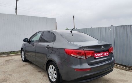 KIA Rio III рестайлинг, 2016 год, 1 100 000 рублей, 1 фотография