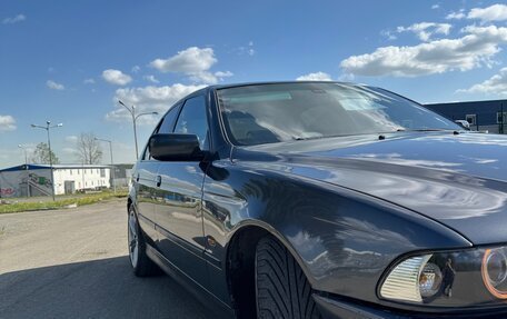 BMW 5 серия, 1998 год, 660 000 рублей, 3 фотография