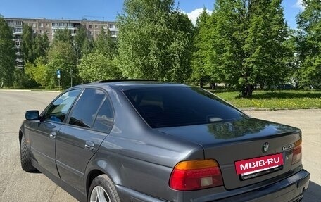 BMW 5 серия, 1998 год, 660 000 рублей, 7 фотография