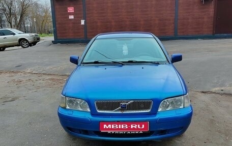 Volvo S40 II, 2001 год, 120 000 рублей, 1 фотография