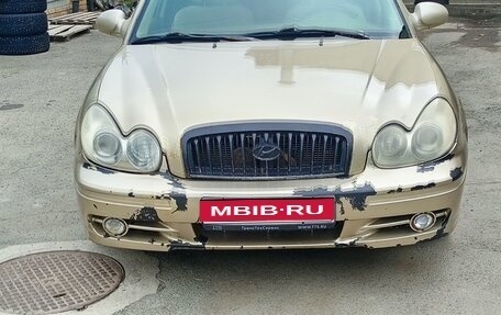 Hyundai Sonata IV рестайлинг, 2002 год, 210 000 рублей, 1 фотография