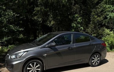Hyundai Solaris II рестайлинг, 2011 год, 975 000 рублей, 1 фотография