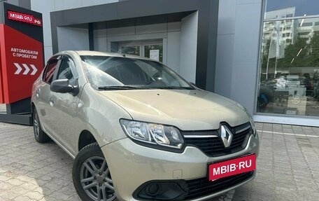 Renault Logan II, 2015 год, 657 200 рублей, 1 фотография
