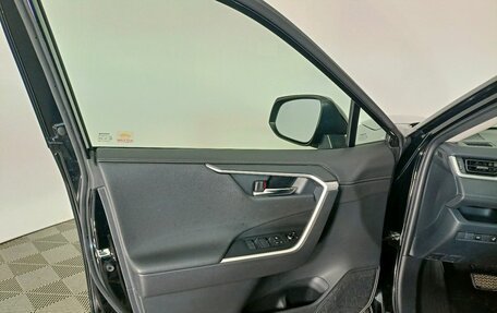 Toyota RAV4, 2021 год, 3 219 000 рублей, 11 фотография