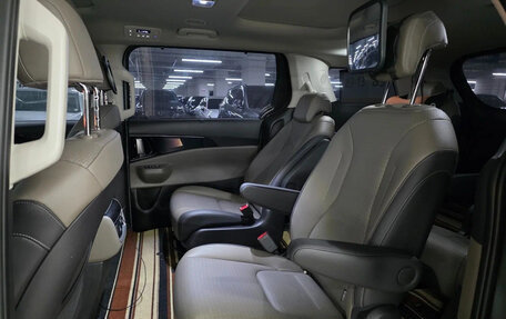 KIA Carnival, 2024 год, 4 820 000 рублей, 9 фотография