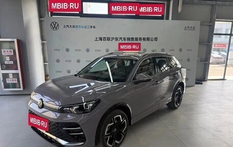 Volkswagen Tiguan, 2024 год, 3 910 000 рублей, 3 фотография