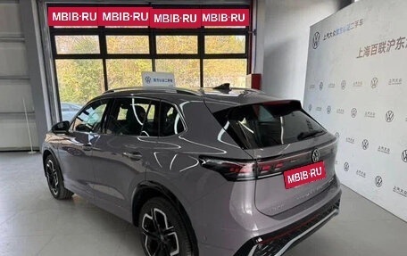 Volkswagen Tiguan, 2024 год, 3 910 000 рублей, 5 фотография