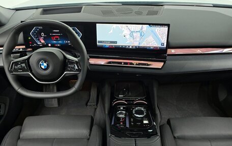 BMW 5 серия, 2025 год, 6 300 000 рублей, 7 фотография