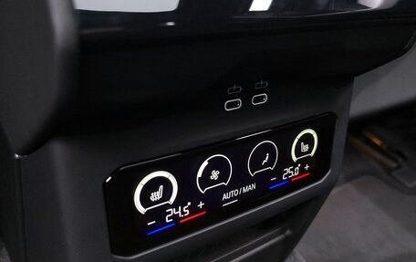 BMW 5 серия, 2025 год, 6 300 000 рублей, 33 фотография