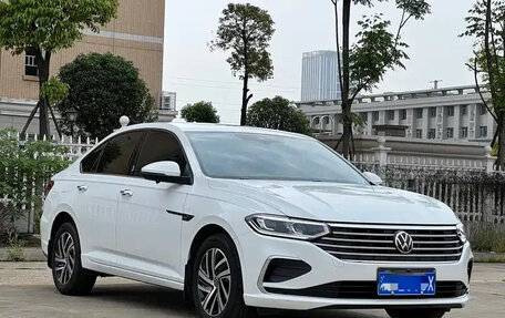 Volkswagen Lavida, 2023 год, 1 620 000 рублей, 3 фотография
