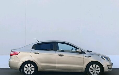 KIA Rio III рестайлинг, 2013 год, 640 000 рублей, 4 фотография