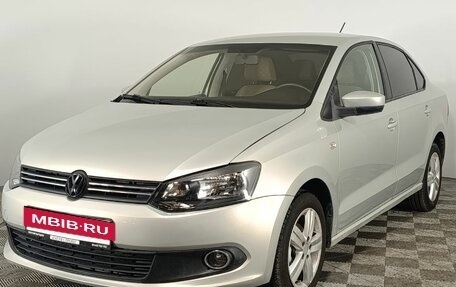 Volkswagen Polo VI (EU Market), 2013 год, 860 000 рублей, 3 фотография