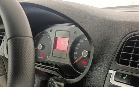 Volkswagen Polo VI (EU Market), 2013 год, 860 000 рублей, 13 фотография