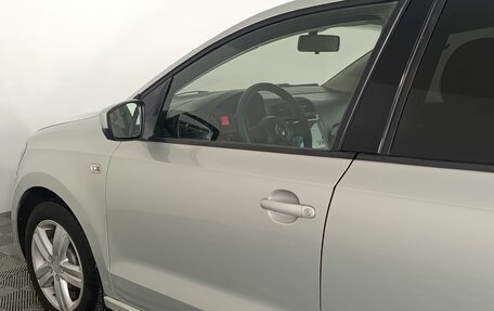 Volkswagen Polo VI (EU Market), 2013 год, 860 000 рублей, 22 фотография