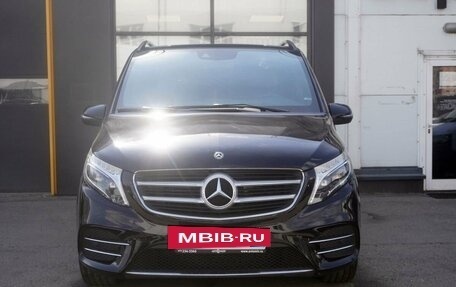 Mercedes-Benz V-Класс, 2018 год, 5 013 000 рублей, 2 фотография