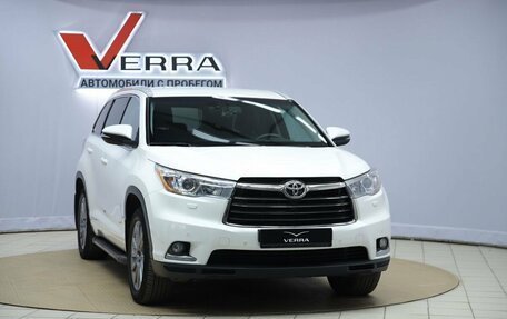Toyota Highlander III, 2014 год, 3 490 000 рублей, 3 фотография