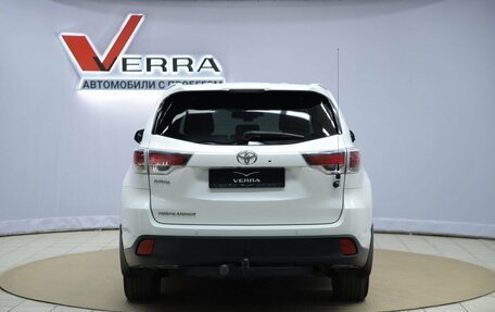 Toyota Highlander III, 2014 год, 3 490 000 рублей, 6 фотография