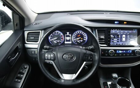 Toyota Highlander III, 2014 год, 3 490 000 рублей, 13 фотография