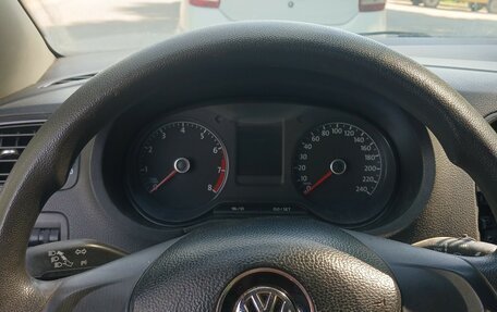 Volkswagen Polo VI (EU Market), 2018 год, 460 000 рублей, 2 фотография